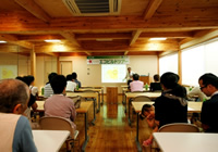 デコスの工場見学 デコスの工場見学